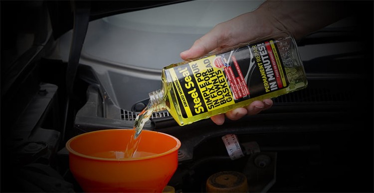 Steel-Seal-Head-Gasket-Repair-Pouring.jpg