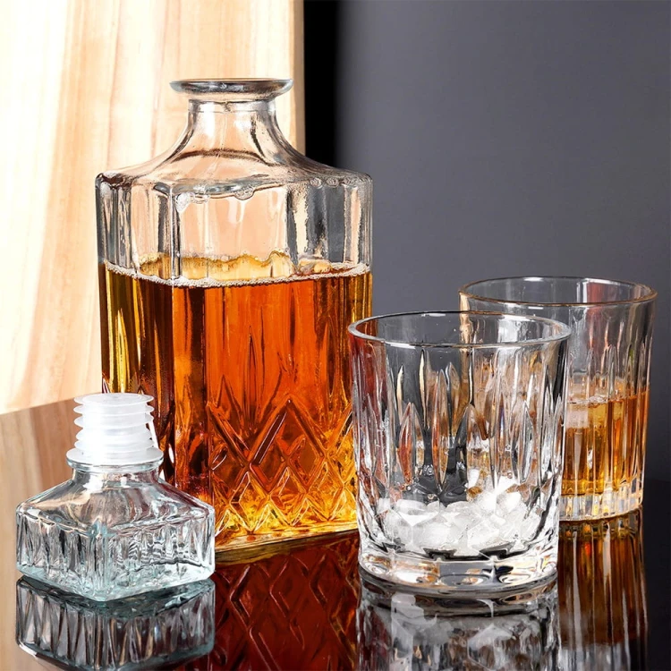 pol_pl_Karafka-do-whisky-szklana-900-ml-15295_6.jpg