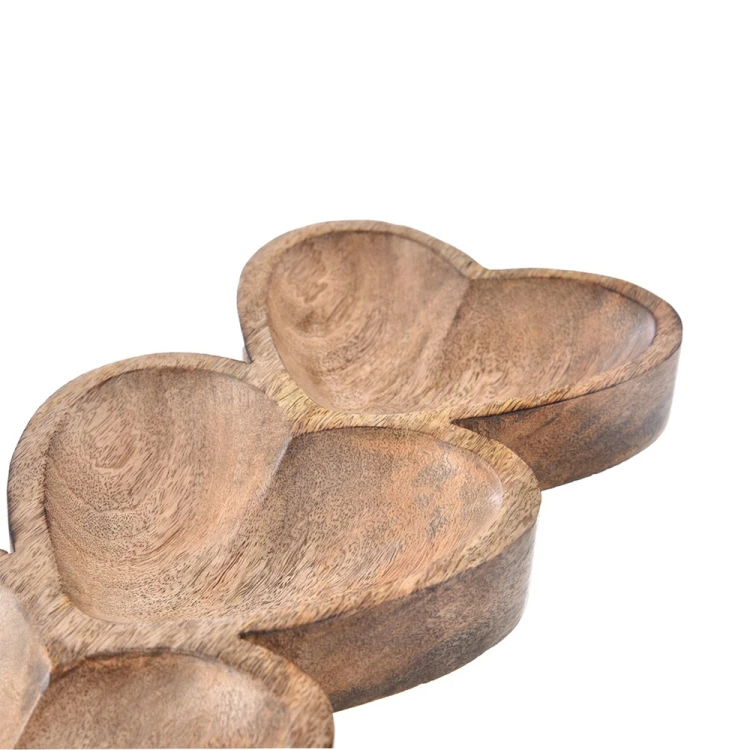 pol_pl_Talerz-na-przekaski-drewniany-dzielony-serce-MANGO-40x16-cm-18291_7.jpg