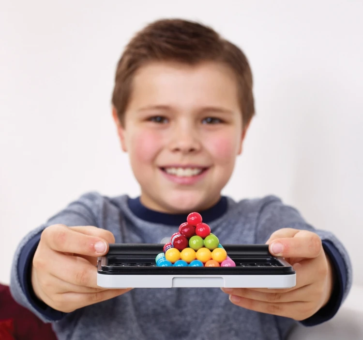 fa8a4-smart-games-iq-puzzler.webp