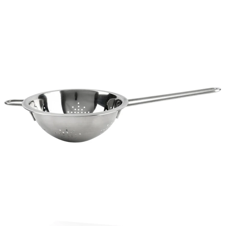 pol_pl_Cedzak-kuchenny-stalowy-16-cm-19039_7.jpg