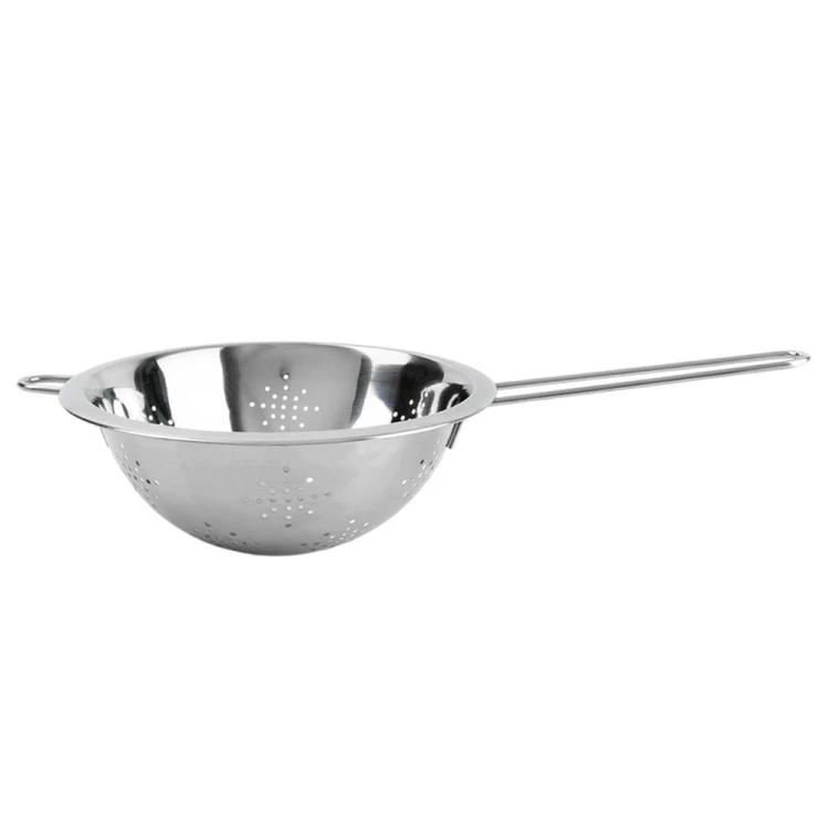 pol_pl_Cedzak-kuchenny-stalowy-20-cm-19040_7.jpg