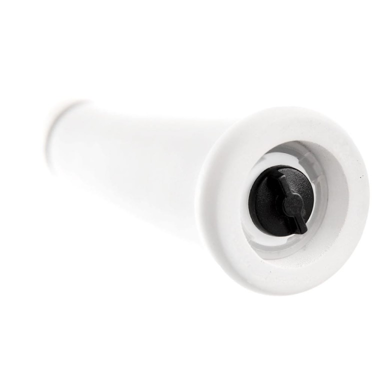 pol_pl_Mlynek-do-pieprzu-i-soli-bambusowy-WHITELINE-15-cm-6140_3.jpg