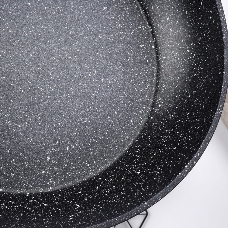 pol_pl_Zestaw-patelni-granitowy-BLACK-WOOD-3-szt-20-24-28-cm-14868_8.jpg