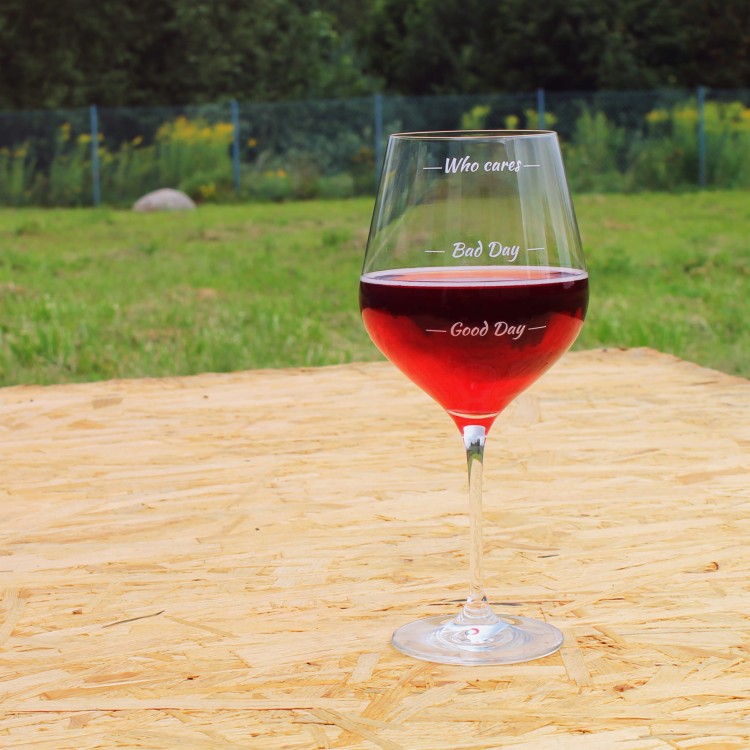 s5___who-cares-divinto-glass-3954.JPG