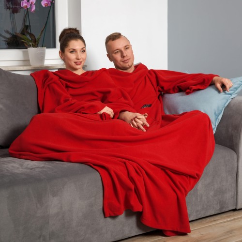 s5___couple-blanket-gown-red.jpg
