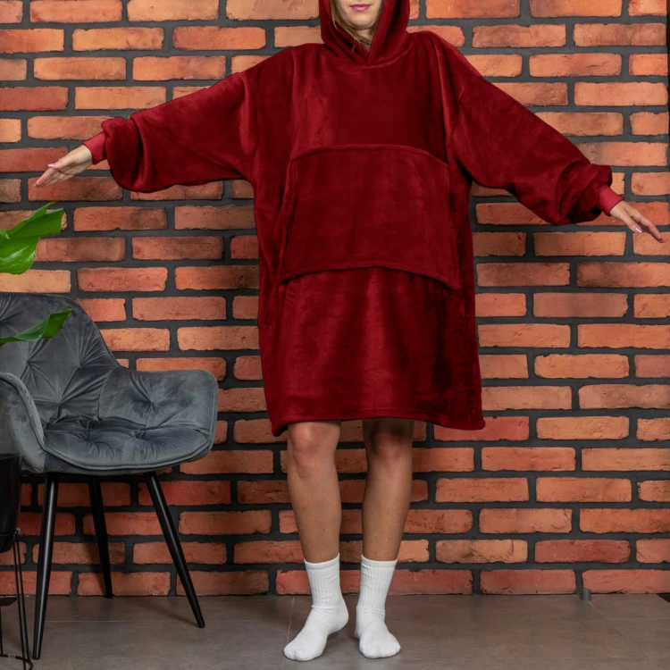 s5___bluzair-hoodie-blanket-how-big-it-is-burgundy.jpg