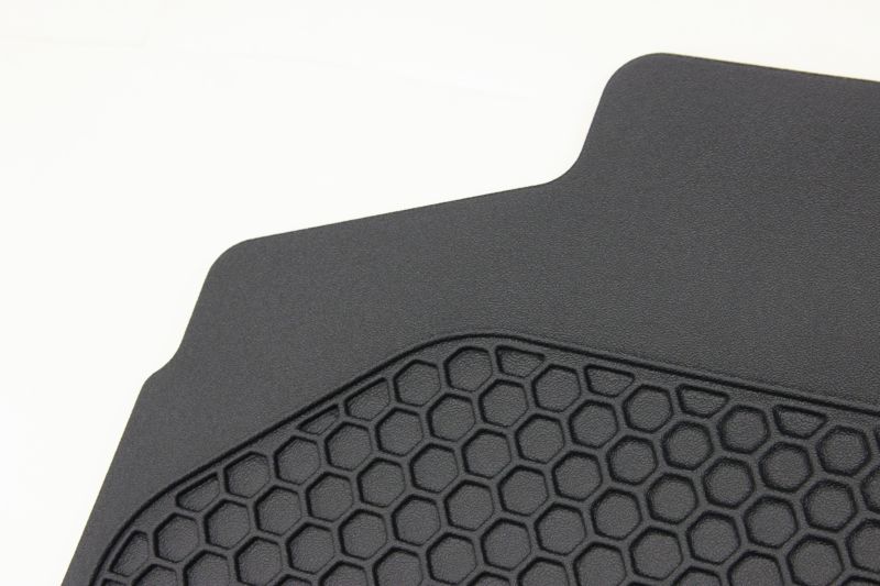 Mata do bagażnika HexOne — polska produkcja i jakość tpe — dobra jakość w rozsądnej cenie